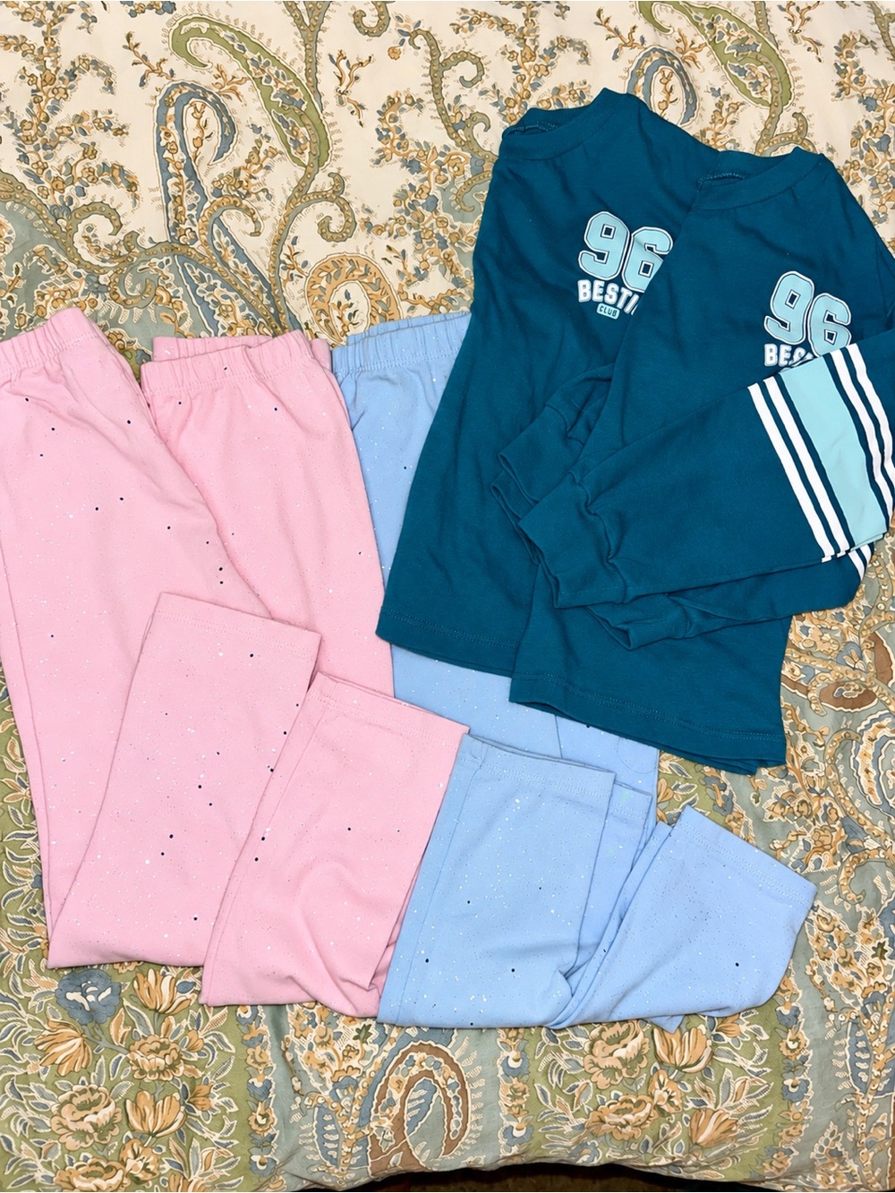 4t TWINS/Matching Bundle- leggings and loose/boxy long sleeve tops